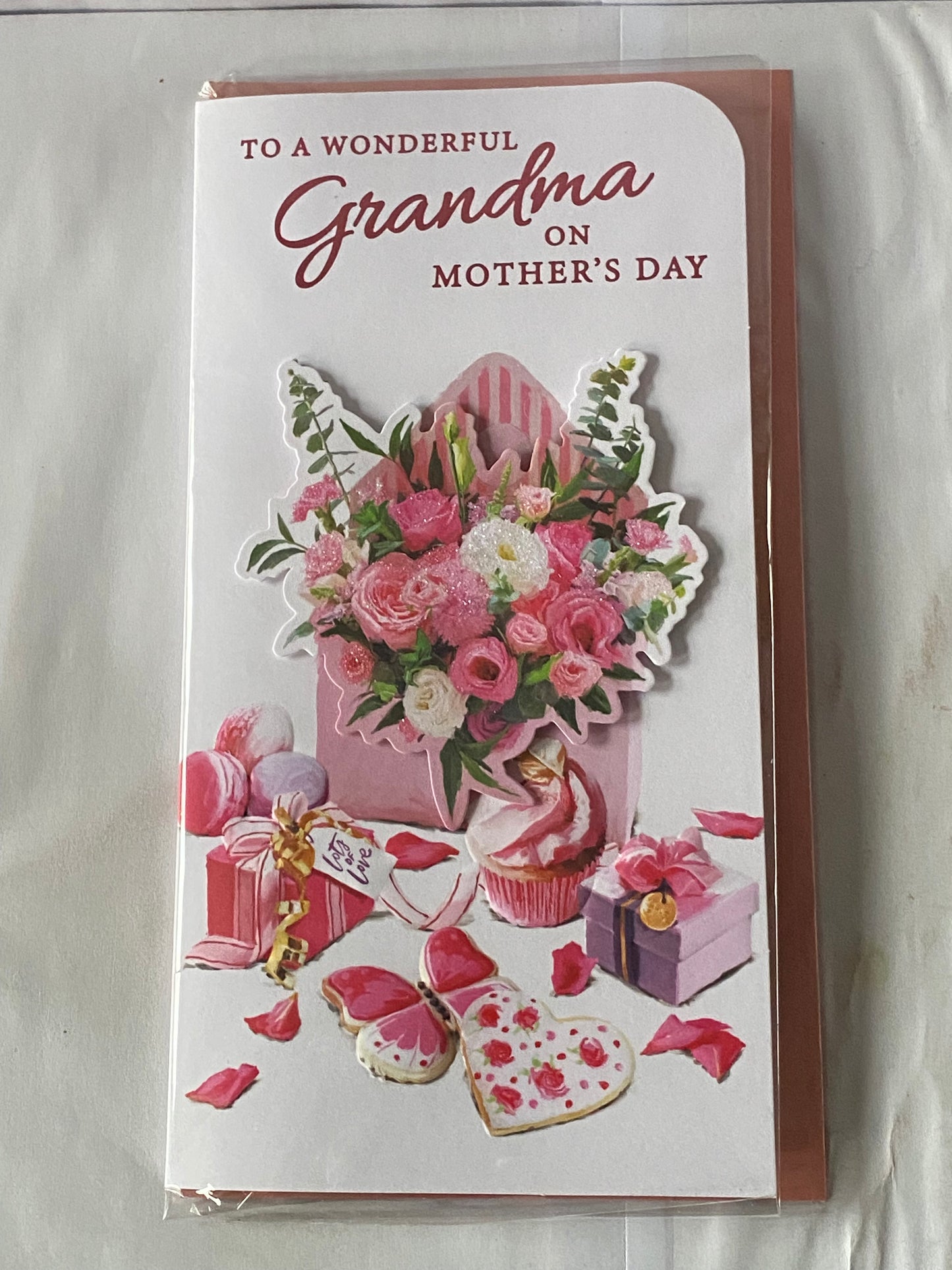 To A Wonderful Grandma On Mother's Day Mothers Day Card Pink+White Flowers/Presents 3D/Glitter/Foil Detail(PRELUDE47678)