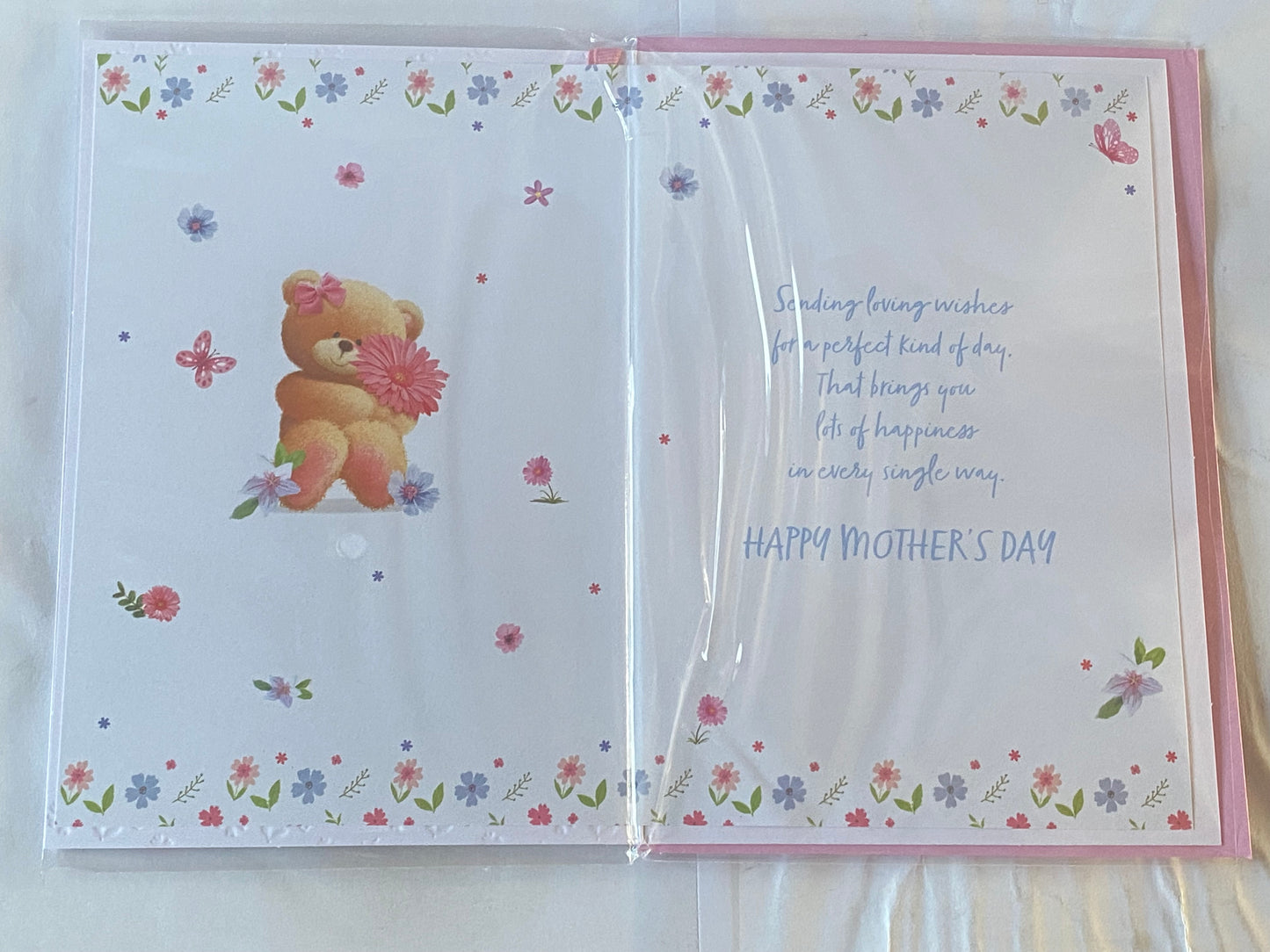 With Love Auntie On Mother's Day Have A Lovely Day Mother's Day Mothers Day Card Sitting Teddy Holding Pink Flower/Words Ribbon/Foil Detail(PRELUDE49793)